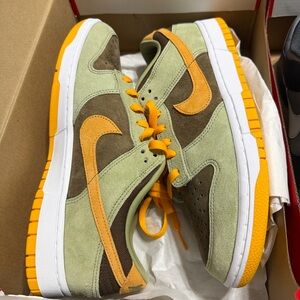 Nike Men's Low-Top Sneakers in Olive Green, Brown & Orange